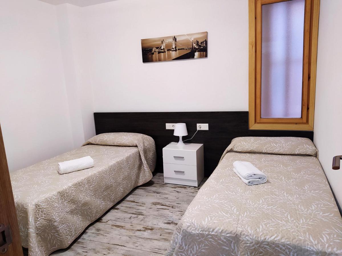 Casa Ramon Y Cajal Alcañiz 外观 照片